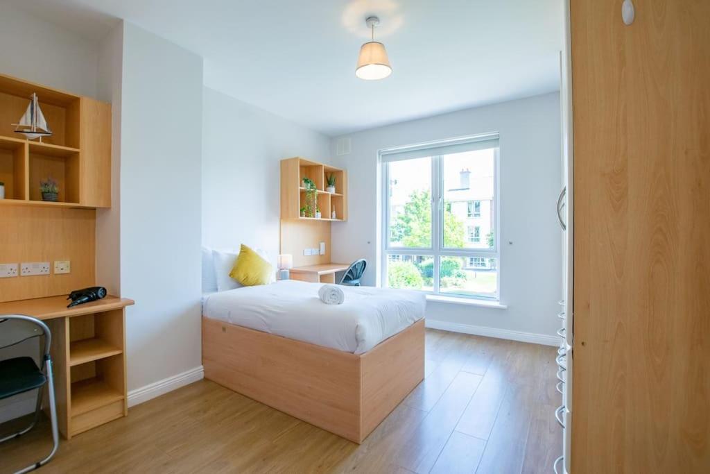 106 - The Townhouse By Shortstays Galway Exteriér fotografie